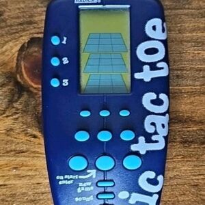Vintage 1998 Radica Tic Tac Toe Electronic Handheld Game WORKS